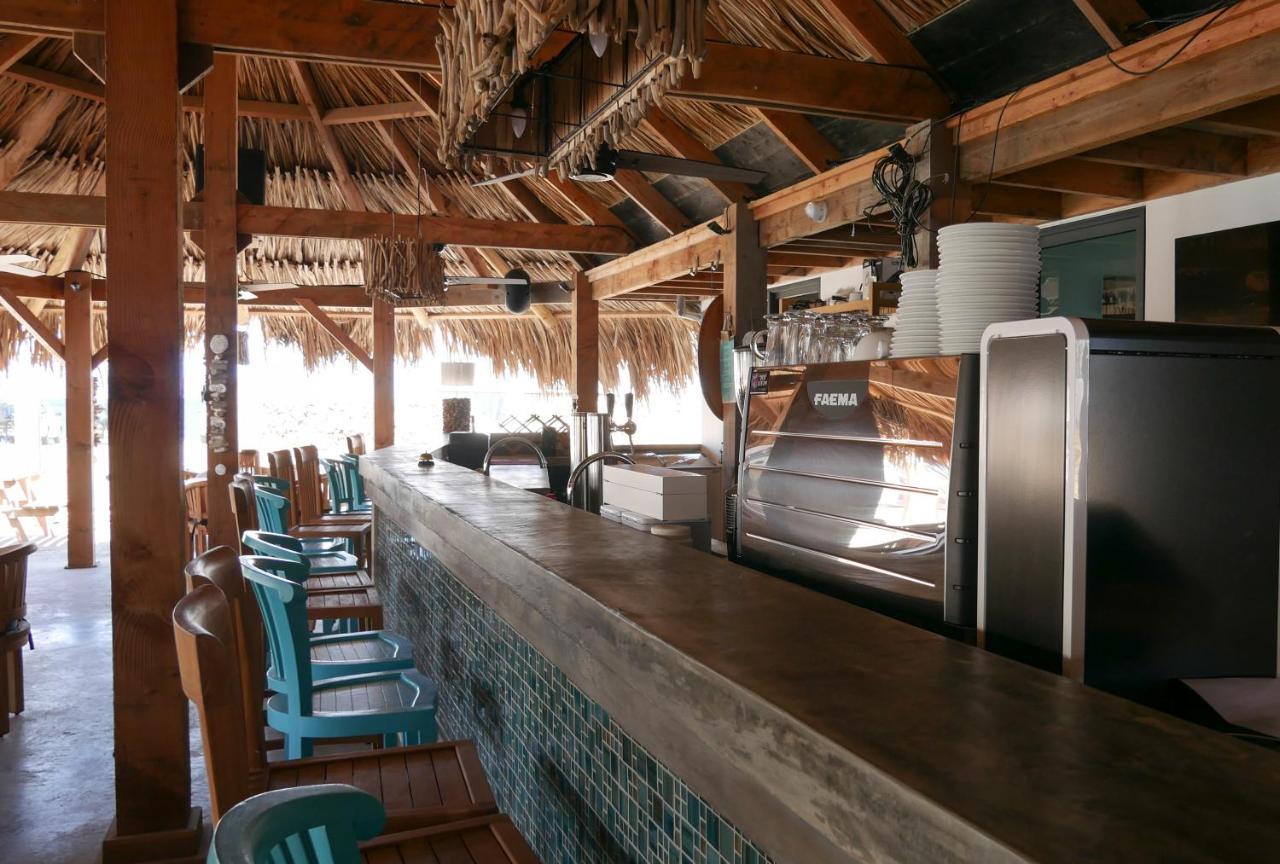Bloozz Resort Bonaire 克拉伦代克 外观 照片